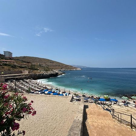 Teo Apartment Sarandë Exteriör bild